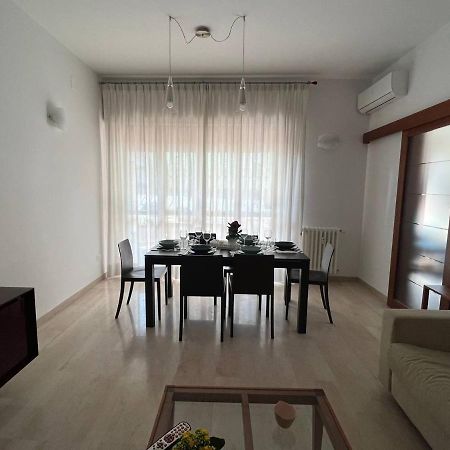 A Casa Di Nonna Apartment Пескара Екстериор снимка