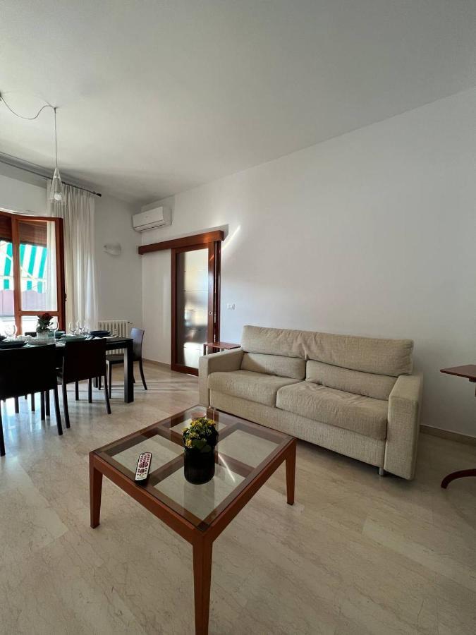 A Casa Di Nonna Apartment Пескара Екстериор снимка